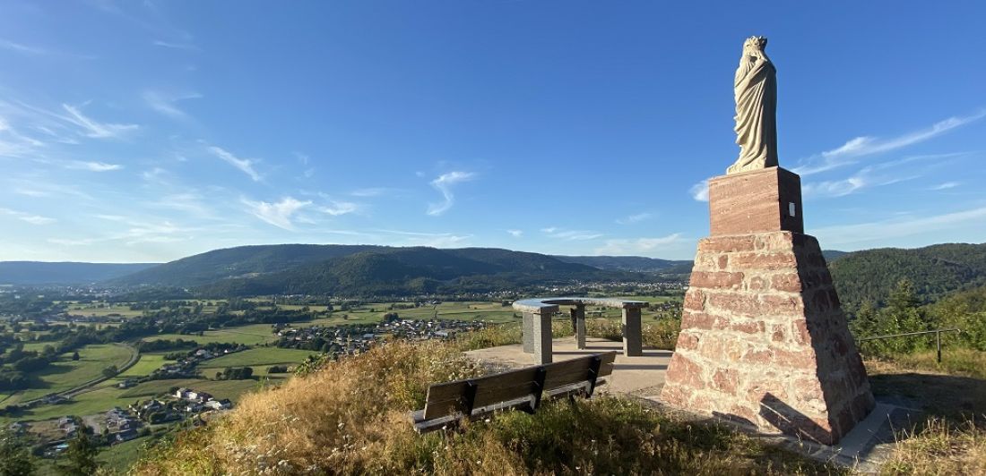 Aperçu de PANORAMA DEPUIS LA VIERGE DU MAI