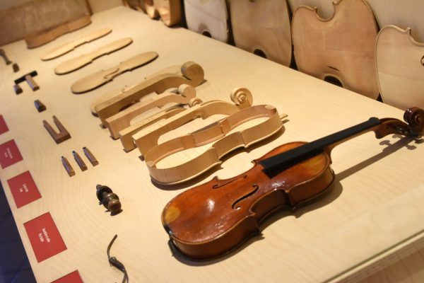 Musée de la Lutherie et de l'Archèterie françaises - Mirecourt